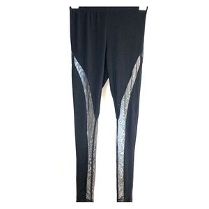 Black mesh-panel leggings